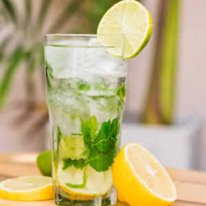 Limonada de Hierbabuena (16 oz)